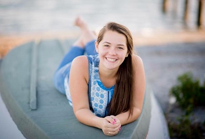 photo of Lauren Saniuk